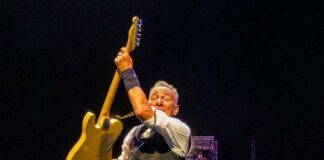 Bruce Springsteen puts US President Donald Trump in his place during a concert in Manchester
