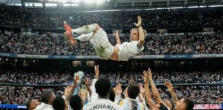 Real Madrid fans say an emotional goodbye to Carlo Ancelotti and Luca Modrić at the Bernabéu