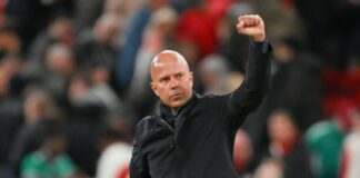 Wayne Rooney convinced Liverpool have acquired a “lightweight” in Arne Slot