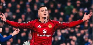 The agent of the Manchester United star wants him to be referred to as a “super-striker”