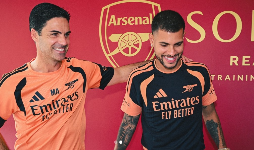 Mikel-Arteta-og-Brunos-Guimaraes.jpg