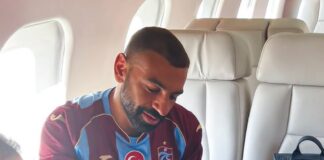 Mohamed Salah lands in Istanbul