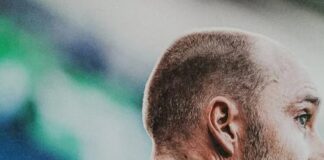 Urges Christian Eriksen to retire